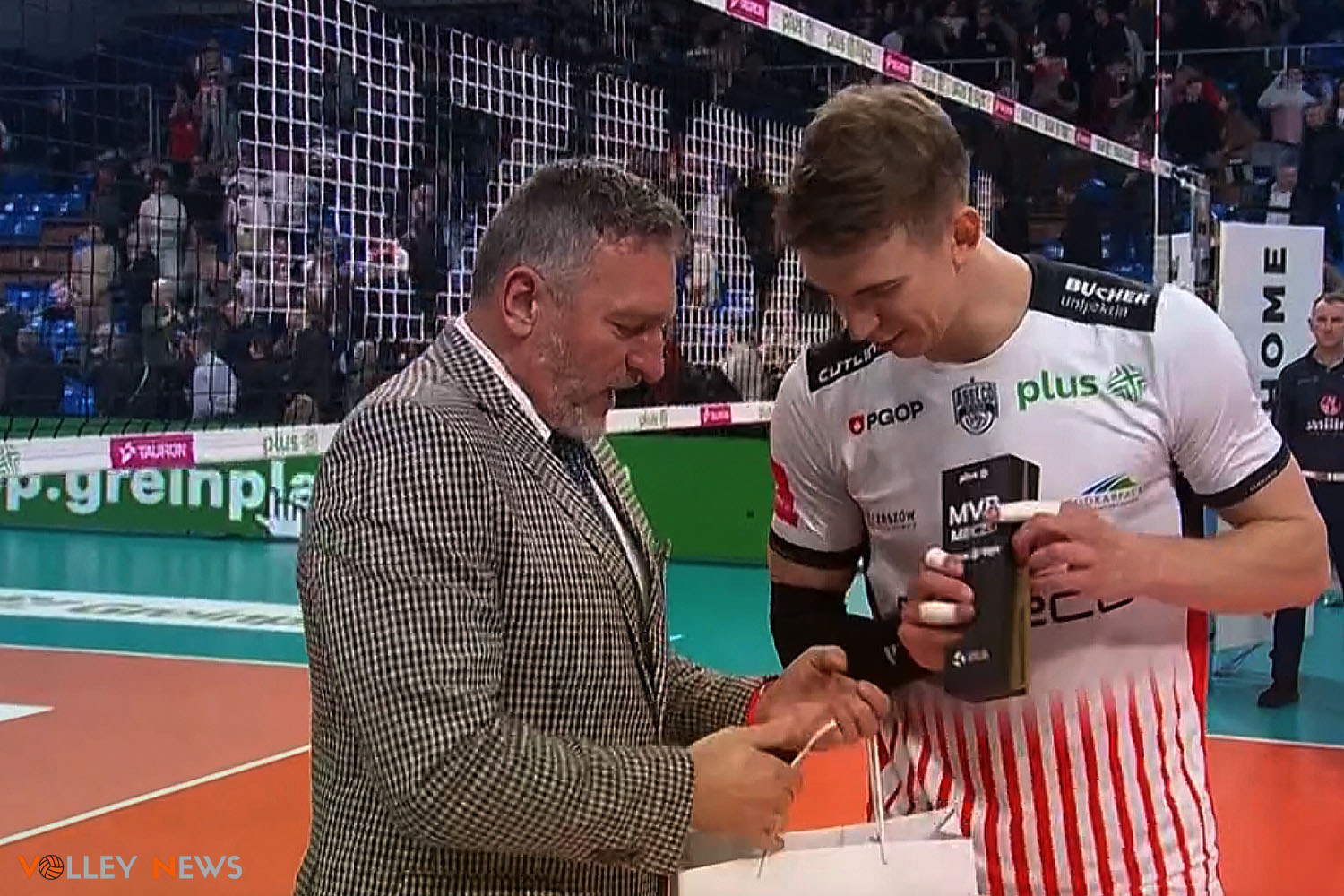 MVP meczu został / a
        Artur Szalpuk
