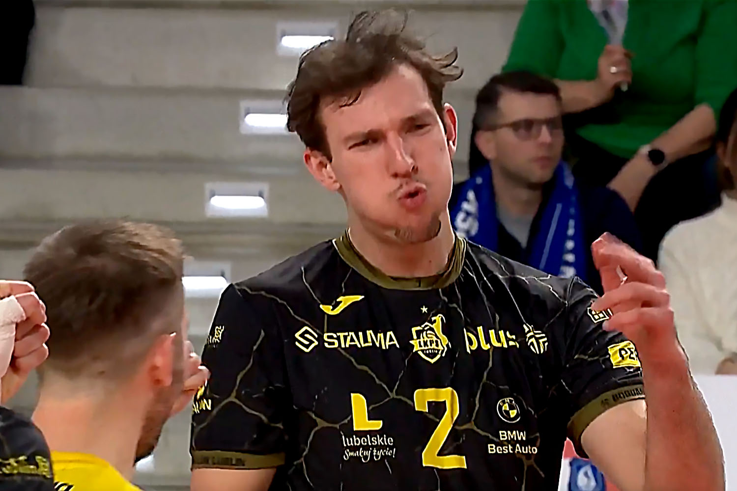 MVP
    meczu został / a Hillir Henno