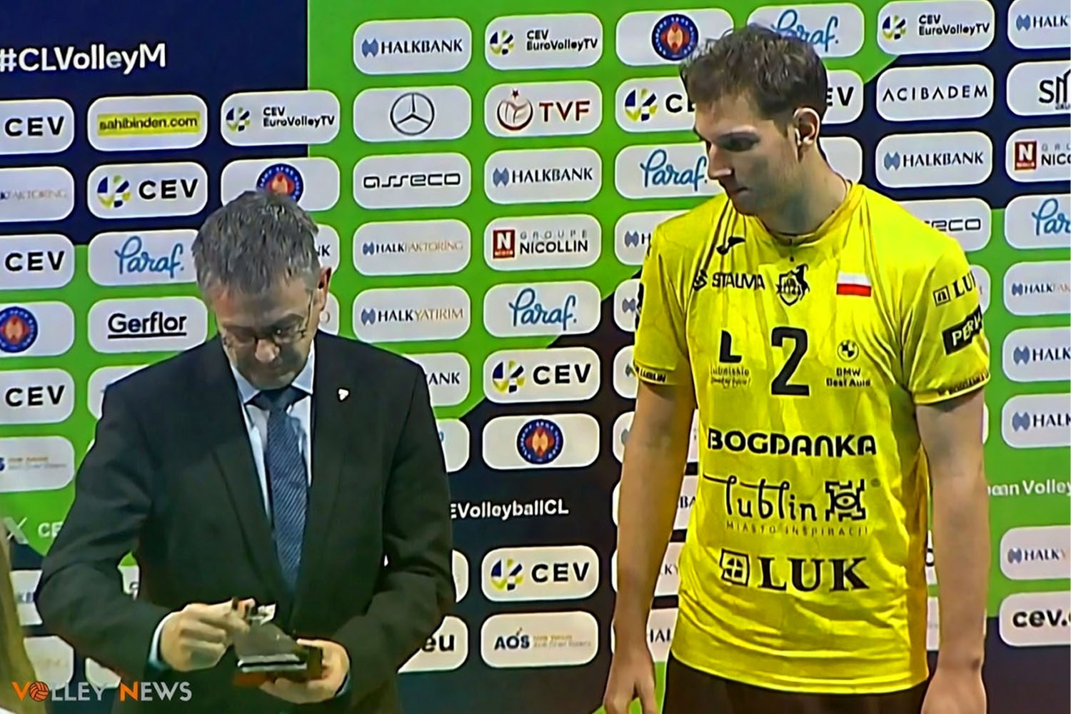 MVP
    meczu został / a Hilir Henno