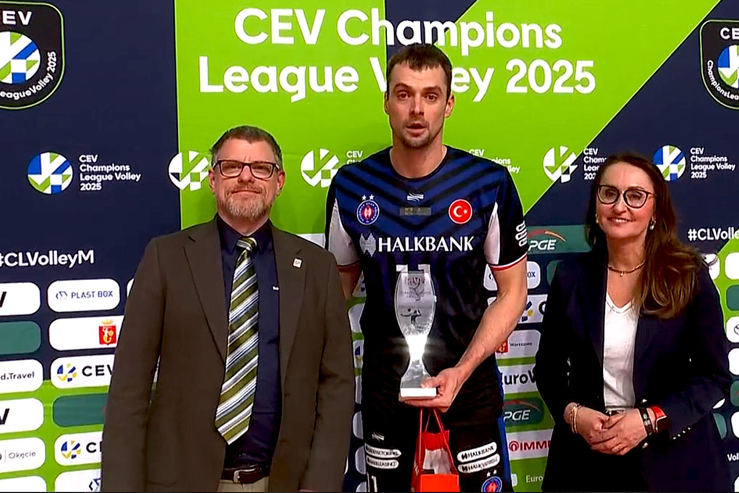 MVP meczu został /a  Dick Kooy