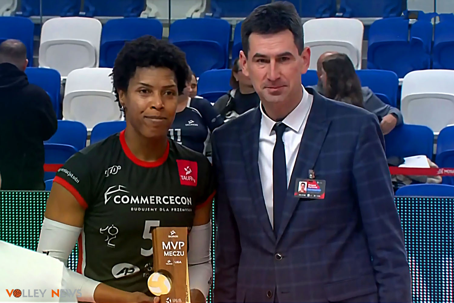 MVP
    meczu został / a  Regiane Bidias